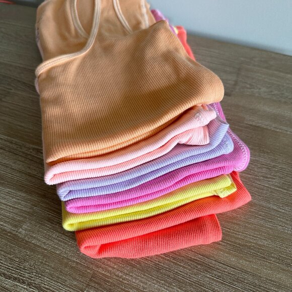 American Eagle Outfitters Boyfriend Tank Womens Size M Set of 6 - Picture 1 of 12